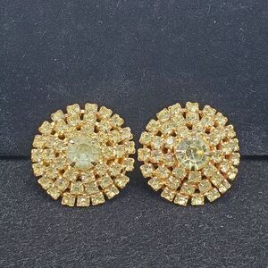 Kramer Vintage Gold Tone Clip On Earrings‎ Loads of Rhinestones Cluster Bling